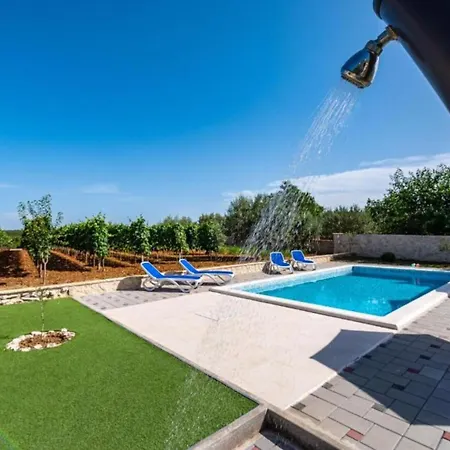 Appartement Lara 2-2 By Interhome Donje Rastane